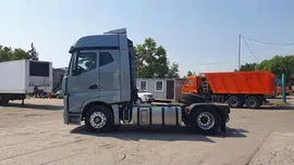 Седельный тягач JAC K7
