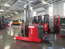 Электроштабелер JAC CDD15S с выдвижной мачтой
